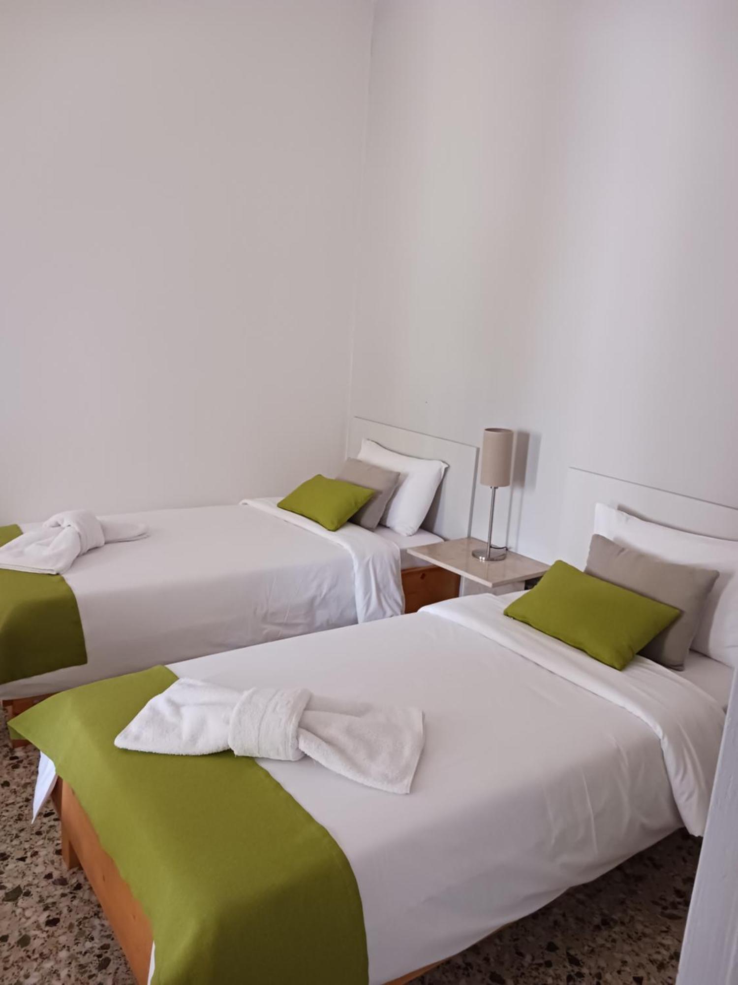 Theros & Trygos Boutique Houses - Ath Airport أرتيميدا الغرفة الصورة
